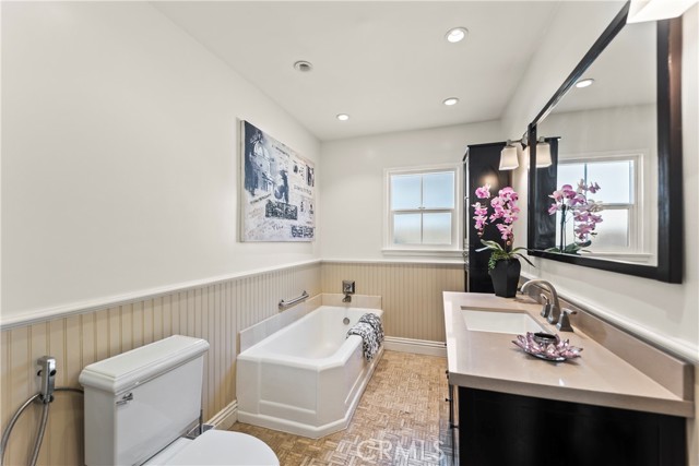 Detail Gallery Image 6 of 28 For 2205 Las Lunas, Pasadena,  CA 91107 - 3 Beds | 2 Baths