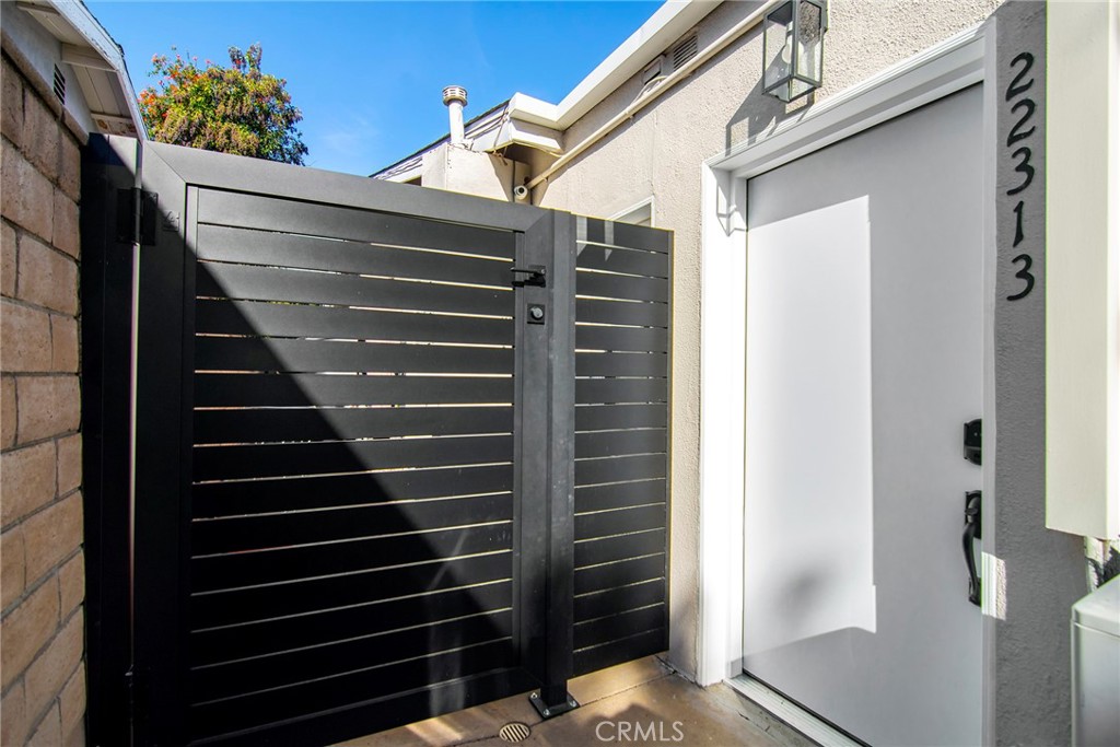 MLS #SR25268277 image #1