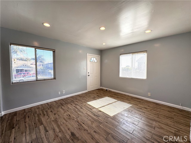 1314 W 106th Street, Los Angeles CA: https://media.crmls.org/medias/f0f44d7d-8d4e-4587-87fd-1bbb9af9ade5.jpg