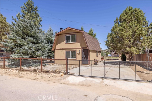 Detail Gallery Image 1 of 46 For 2127 7th Ln, Big Bear City,  CA 92314 - 2 Beds | 1/1 Baths