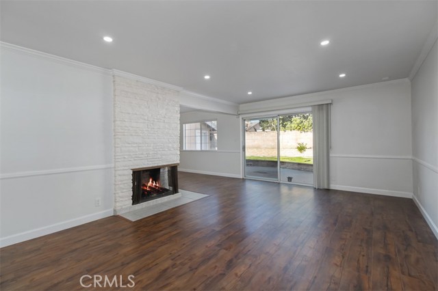 18639 Liggett, Northridge CA: https://media.crmls.org/medias/f0f4fb4a-695d-4aa2-b080-54a90181b510.jpg