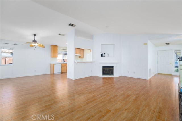 Detail Gallery Image 7 of 39 For 833 Empressa Ct, Hemet,  CA 92543 - 3 Beds | 2 Baths