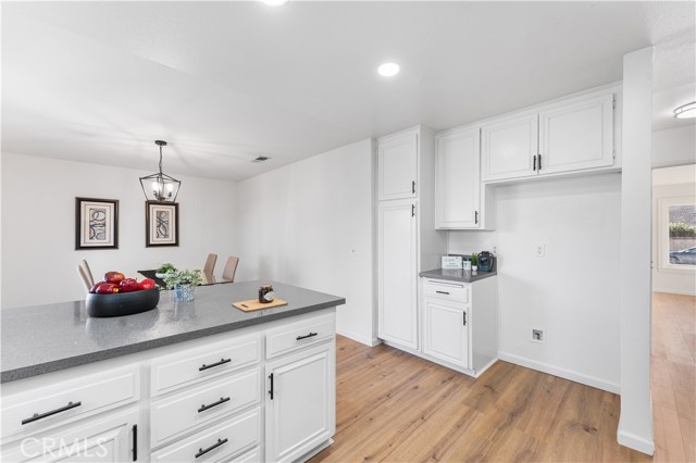 Detail Gallery Image 18 of 46 For 3519 Jupiter Ave, Palmdale,  CA 93550 - 4 Beds | 2 Baths