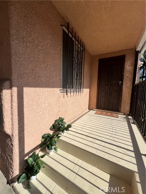 Detail Gallery Image 6 of 38 For 1933 S Corning St, Los Angeles,  CA 90034 - 2 Beds | 1 Baths