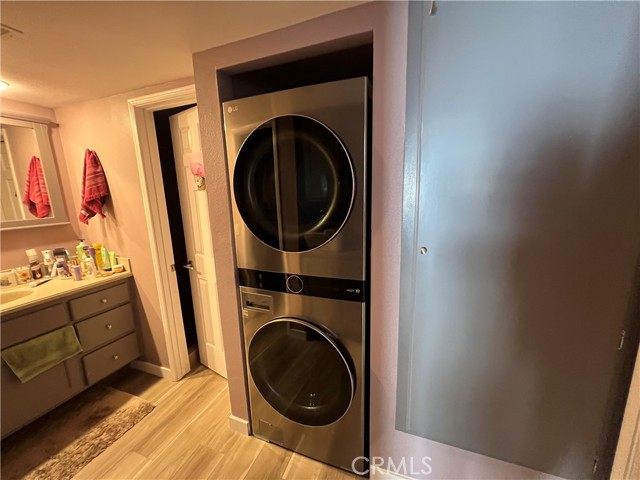 Detail Gallery Image 7 of 10 For 1111 Packers #25,  Tustin,  CA 92780 - 1 Beds | 1 Baths