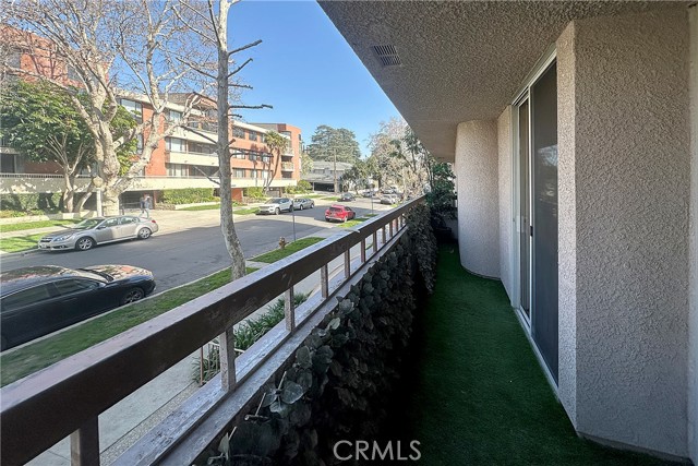 Detail Gallery Image 18 of 35 For 14530 Benefit #102,  Sherman Oaks,  CA 91403 - 2 Beds | 2 Baths