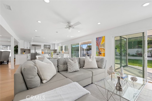 F0f8b0c0 A52d 41aa 8d37 F8adf2c330a3