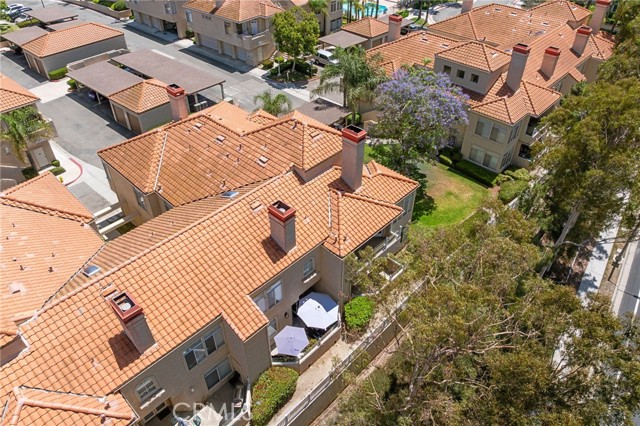3190 Altura Court, Corona CA: https://media.crmls.org/medias/f0f8dd80-19ff-42a7-861a-c6d86121e1cd.jpg