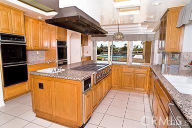 Detail Gallery Image 8 of 15 For 19652 Nashville St, Chatsworth,  CA 91311 - 6 Beds | 7 Baths