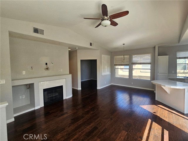 Detail Gallery Image 4 of 4 For 7756 E Portofino Ave, Anaheim Hills,  CA 92808 - 2 Beds | 1/1 Baths