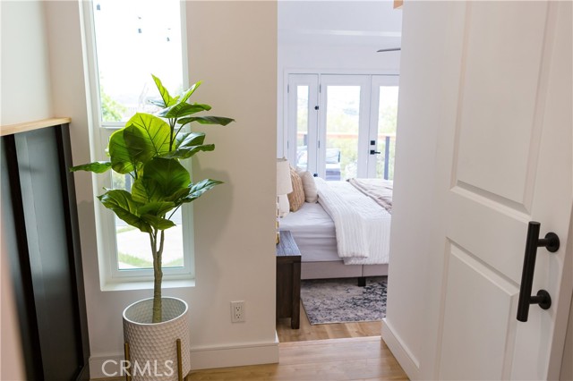 5106 O Sullivan Drive, Los Angeles CA: https://media.crmls.org/medias/f0fa7b60-6bcb-43d5-a2bb-07ff0ce3ae42.jpg