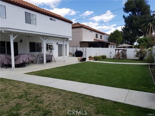 Detail Gallery Image 3 of 24 For 19404 Roscoe, Northridge,  CA 91324 - 5 Beds | 4 Baths