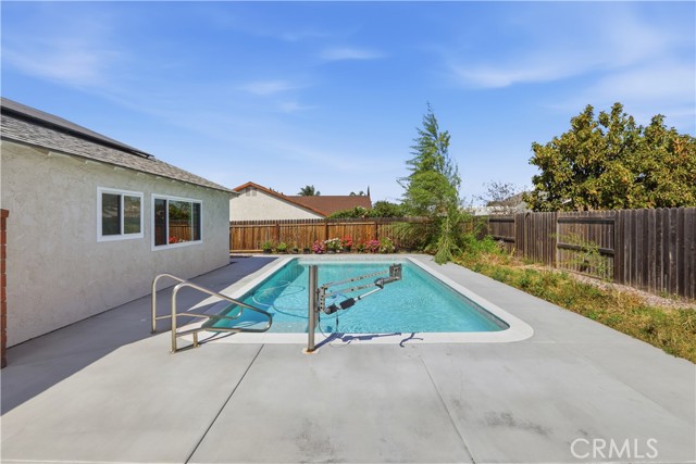 Detail Gallery Image 29 of 43 For 2097 Santa Barbara, Corona,  CA 92882 - 4 Beds | 2 Baths