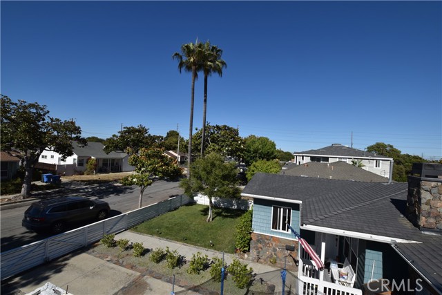 2608 Fisk Lane, Redondo Beach, California 90278, 4 Bedrooms Bedrooms, ,3 BathroomsBathrooms,Residential,Sold,Fisk,SB22168257