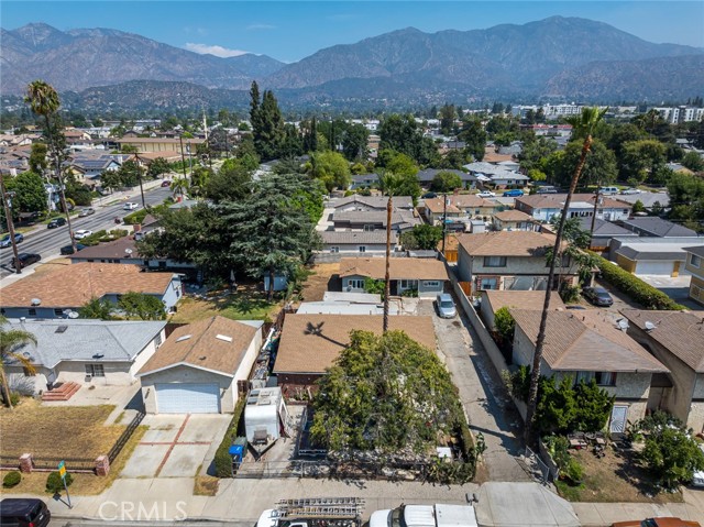 237 W Central Avenue, Monrovia CA: https://media.crmls.org/medias/f0fd3c08-3bb7-40a6-8849-7320feebc087.jpg