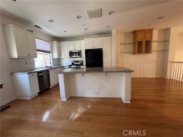 Detail Gallery Image 16 of 39 For 19 Arlington St, Ladera Ranch,  CA 92694 - 2 Beds | 2/1 Baths