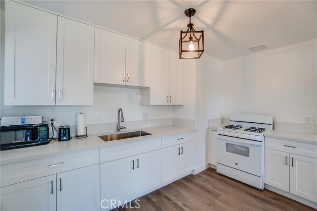 Detail Gallery Image 22 of 44 For 179 N Rodecker Dr, Azusa,  CA 91702 - 3 Beds | 1 Baths