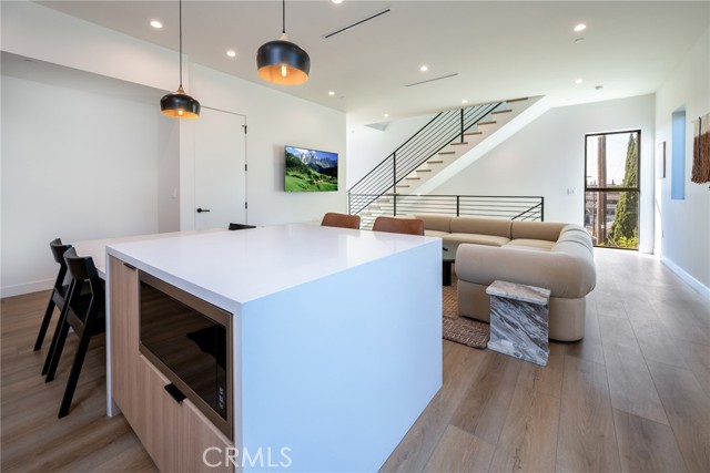 109 N Westlake Avenue, Los Angeles CA: https://media.crmls.org/medias/f0ff153a-cb06-4828-b7b8-4ea9805617d5.jpg