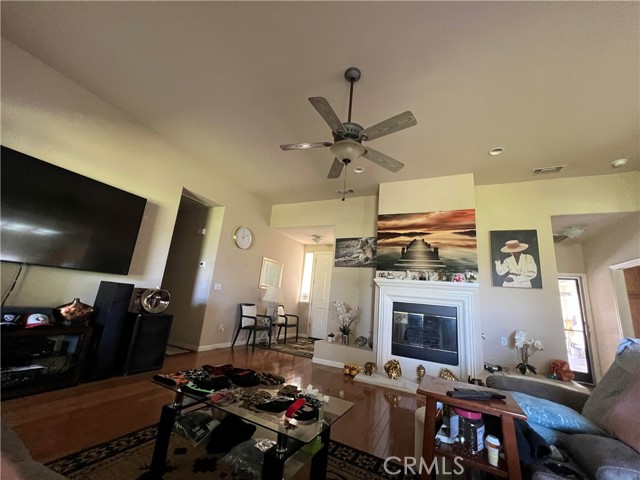 Detail Gallery Image 16 of 34 For 7090 Emerald St, Chowchilla,  CA 93610 - 3 Beds | 2 Baths