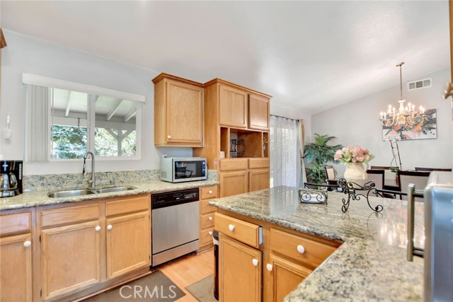 Detail Gallery Image 11 of 31 For 8844 Morgan Trail Dr, Jurupa Valley,  CA 92509 - 4 Beds | 2 Baths
