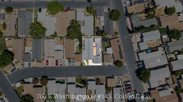 700 E Washington Street, Colton CA: https://media.crmls.org/medias/f0ffb22d-1478-4507-81b2-84d46021b0da.jpg