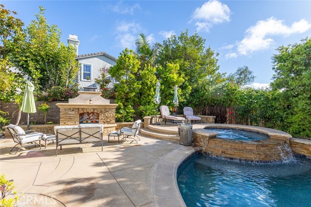 2600 Canto Rompeolas, San Clemente CA: https://media.crmls.org/medias/f1010bbc-4b0c-4678-a873-455dd86534e8.jpg