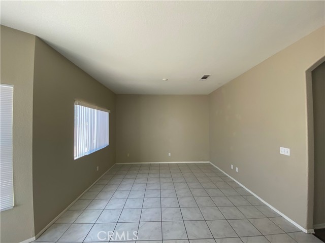 Detail Gallery Image 8 of 32 For 25780 Saint Marta Dr, Murrieta,  CA 92563 - 3 Beds | 2 Baths