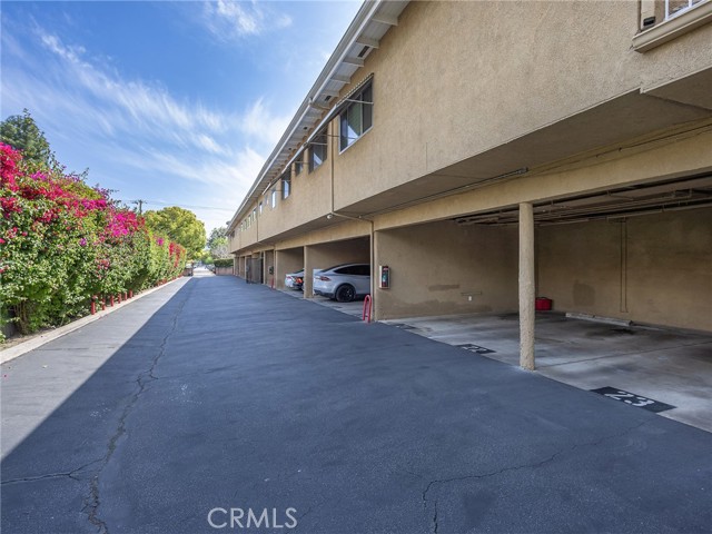 Detail Gallery Image 26 of 27 For 1901 Peyton Ave #T,  Burbank,  CA 91504 - 1 Beds | 1 Baths
