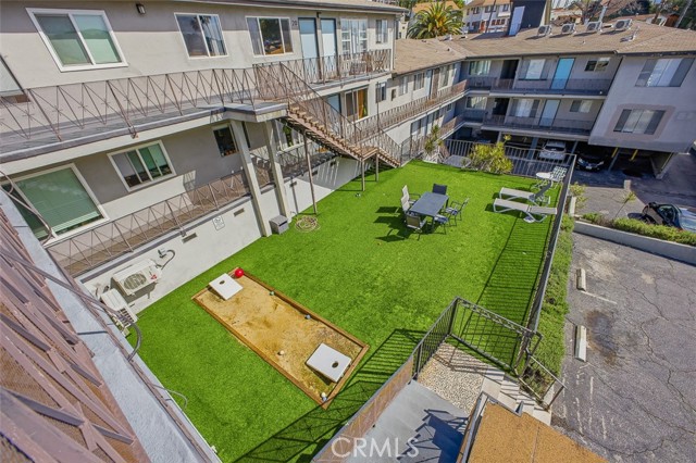 Detail Gallery Image 2 of 15 For 376 N Avenue 57, Los Angeles,  CA 90042 - – Beds | – Baths