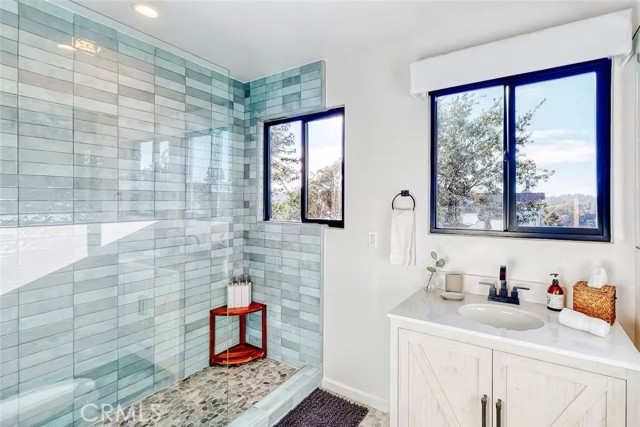 Detail Gallery Image 38 of 59 For 481 Heliotrope Dr, Lake Arrowhead,  CA 92352 - 3 Beds | 2/1 Baths