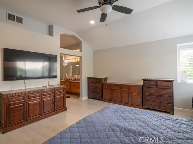 Detail Gallery Image 9 of 16 For 1661 Danbrook Pl, Upland,  CA 91784 - 4 Beds | 3 Baths