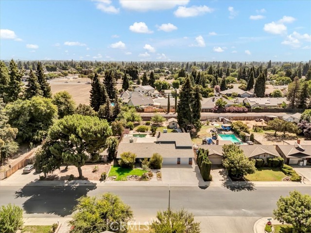 1328 S Cotta Street, Visalia CA: https://media.crmls.org/medias/f1033b2a-f09a-46a5-966f-3344025628e6.jpg
