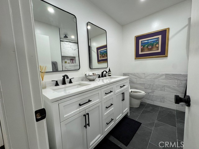 Detail Gallery Image 29 of 35 For 23643 37 Park Capri #37,  Calabasas,  CA 91302 - 3 Beds | 2 Baths