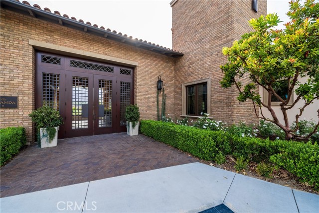 11298 Finders Court, Corona CA: https://media.crmls.org/medias/f103c5d4-4a3f-4363-a886-aab86cf71116.jpg