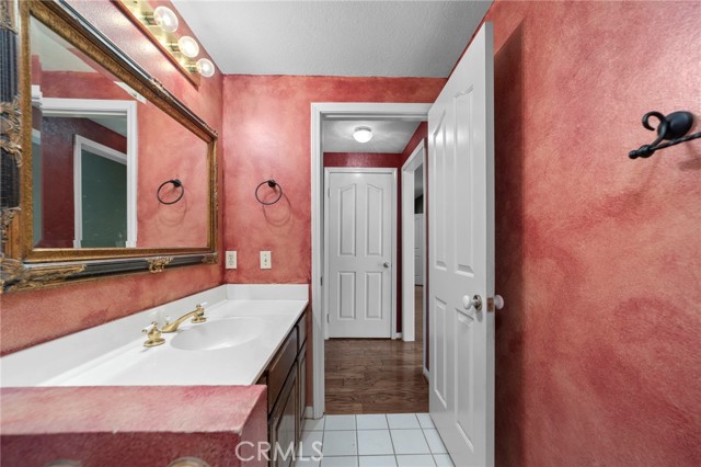 Detail Gallery Image 15 of 39 For 6107 Meadow Lark, La Verne,  CA 91750 - 4 Beds | 3 Baths