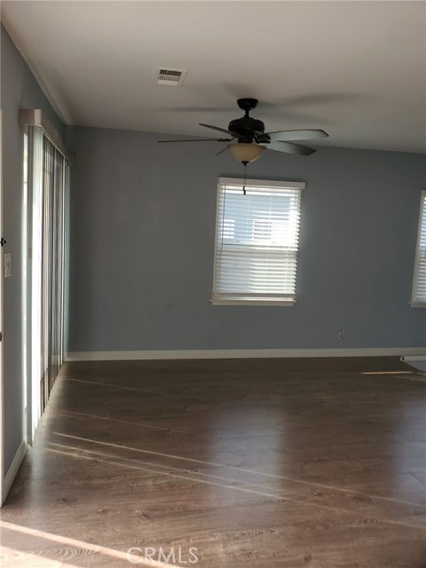 4813 W 134th Place, Hawthorne CA: https://media.crmls.org/medias/f1051176-b04f-4047-8870-2b9b87f05496.jpg