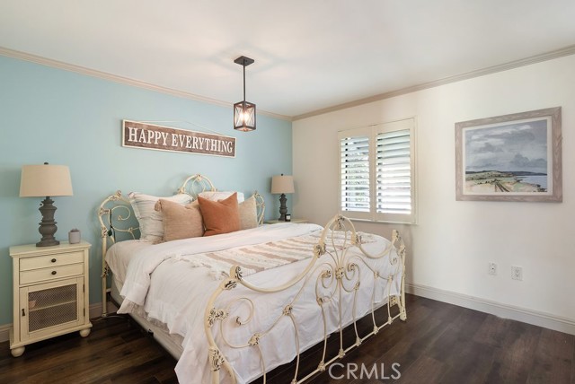 Detail Gallery Image 14 of 25 For 736 14th, Huntington Beach,  CA 92648 - 5 Beds | 3/1 Baths