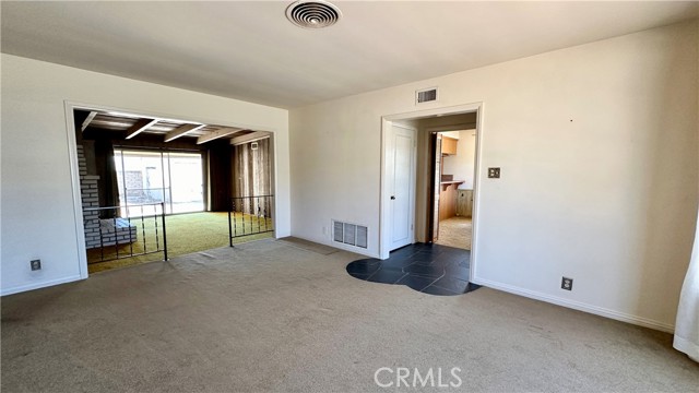 Image 3 for 6912 Mclennan Ave, Lake Balboa, CA 91406