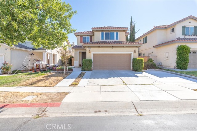 Detail Gallery Image 2 of 49 For 32582 Wildflower Dr, Lake Elsinore,  CA 92532 - 4 Beds | 2/1 Baths