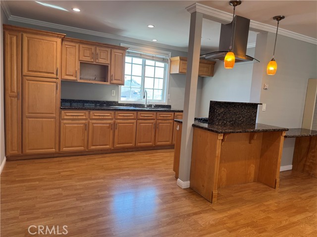 Detail Gallery Image 2 of 19 For 15916 S Manhattan Pl #2,  Gardena,  CA 90247 - 2 Beds | 1 Baths