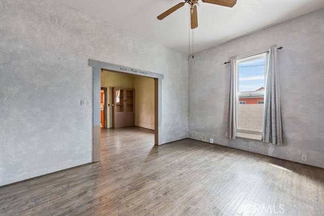 Detail Gallery Image 2 of 38 For 16412 Bixler Ave, Paramount,  CA 90723 - 2 Beds | 1 Baths