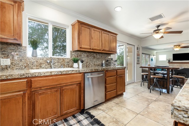 100 Piedmont Place, Paso Robles CA: https://media.crmls.org/medias/f1065dac-14d9-49bb-b737-a7362f5e258c.jpg