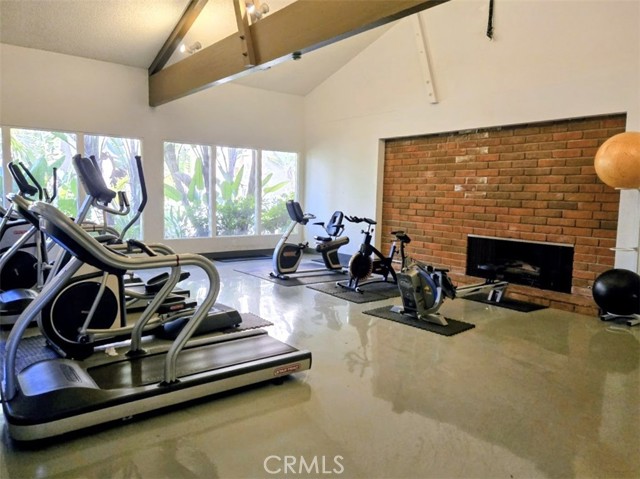 Detail Gallery Image 3 of 13 For 1101 W Macarthur Blvd #219,  Santa Ana,  CA 92707 - 2 Beds | 1 Baths