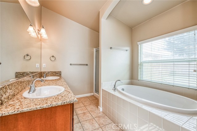 Detail Gallery Image 12 of 17 For 1203 N Kaplan Pl, Hanford,  CA 93230 - 4 Beds | 2 Baths