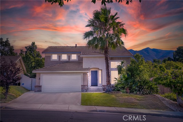 23247 Coffee Berry Circle, Corona CA: https://media.crmls.org/medias/f107ab1d-8b1d-4770-8693-8c1adf2dc967.jpg