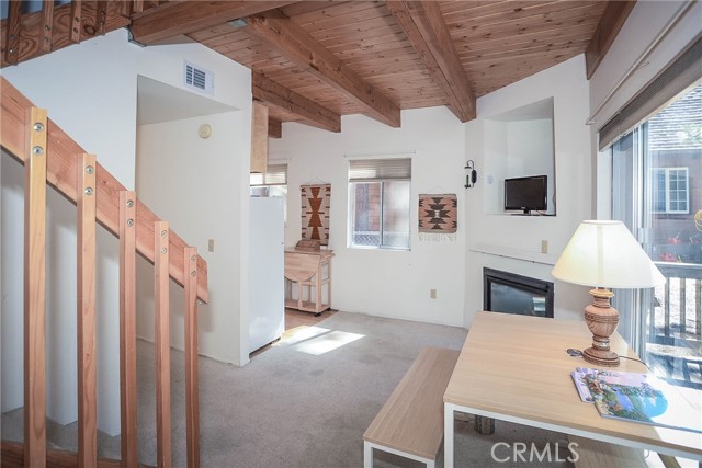 Detail Gallery Image 3 of 17 For 42640 La Placida Ave, Big Bear Lake,  CA 92315 - 2 Beds | 2 Baths