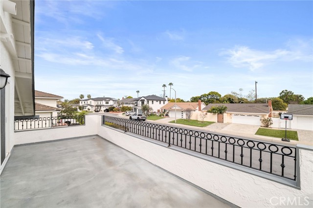 Image 30 of 54 For 20761 Mission Ln