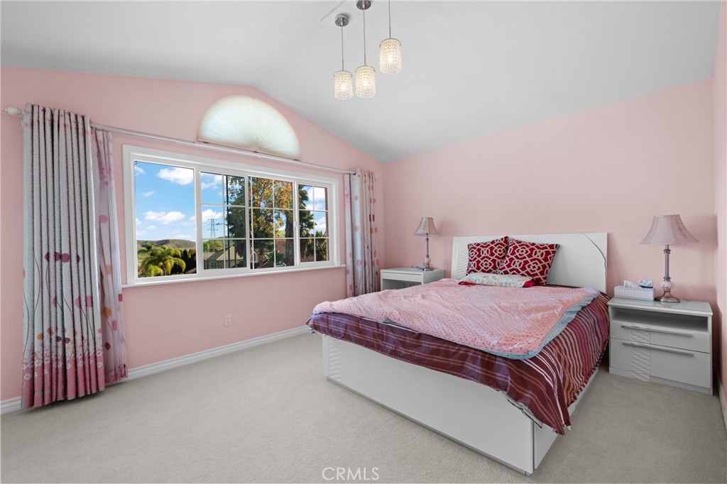 MLS #OC25274238 image #21