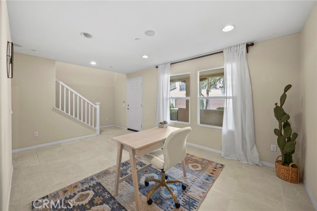 17539 Riverstone Court, Fountain Valley CA: https://media.crmls.org/medias/f109c41c-0d53-470f-8289-431040dedfdc.jpg