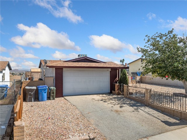 Detail Gallery Image 5 of 29 For 2013 Rushmore, Barstow,  CA 92311 - 3 Beds | 1/1 Baths